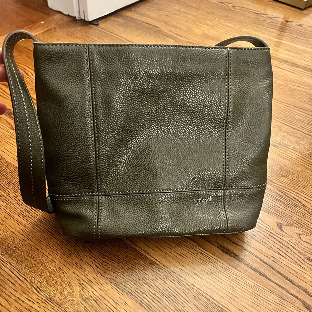 The Sak Olive Green Leather Shoulder Bag